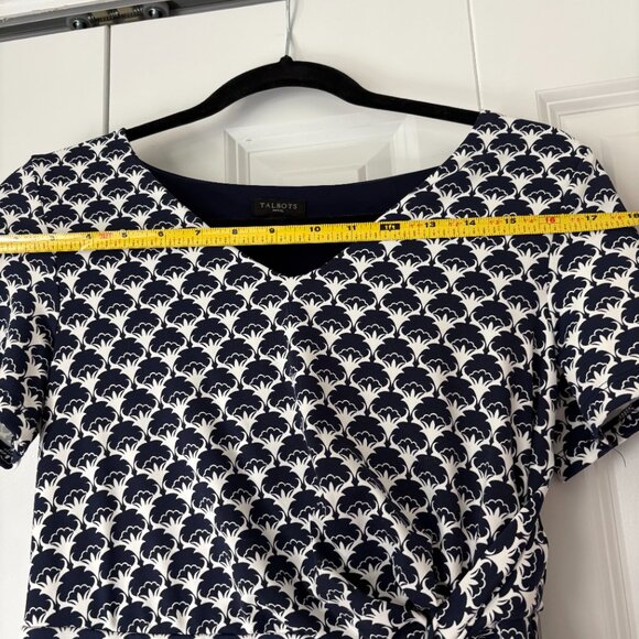 Like New Talbots Faux Wrap Dress in Navy and White - Size P Petite - Picture 7 of 9